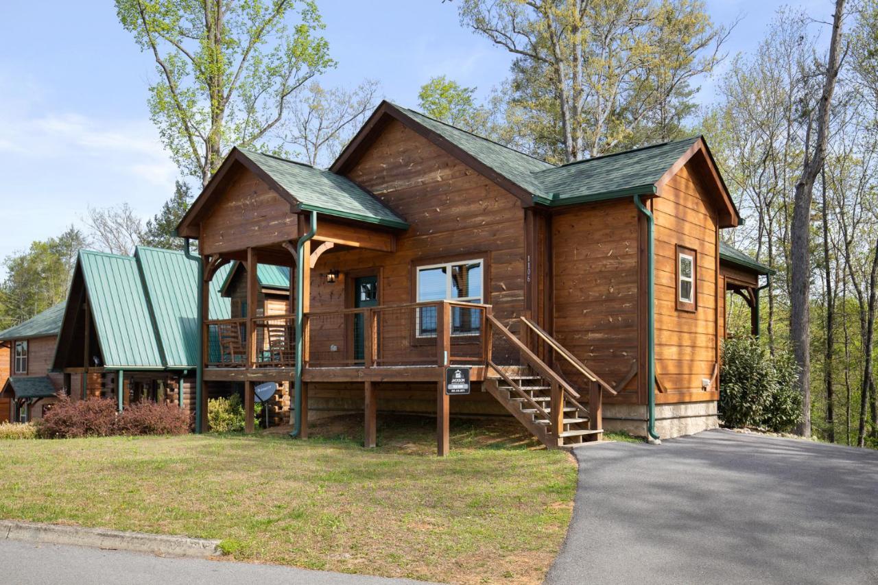 Poolin Around Villa Gatlinburg Exterior photo